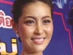Aom Kanpisaka承认《Mae Bia》中真演真脱 Pancake还未确定自由演员身份