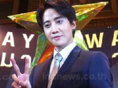 泰星Mike采访中哮喘发作晕倒入院 签字承认Maxwell私生子抚养费5万减到3万
