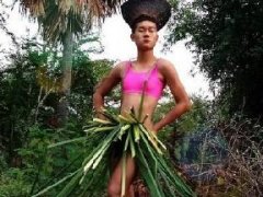 泰国少年daewzii蔬菜花草服饰照走红网络 忍住别笑喷
