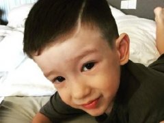 泰星Willy和Gelly四岁儿子Win可爱萌照 赢得众多粉丝的心