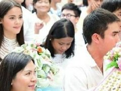 泰国著名经纪人Ae带领Nadech&Yaya&JamesMa&Noey等做功德