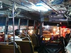 日媒:泰国曼谷8路公交线路是最惊魂的公交