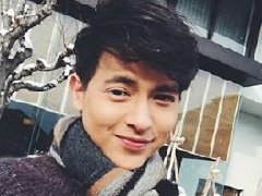 泰国70岁阿婆追星免费送房产给James Jirayu 泰星James拍视频感谢