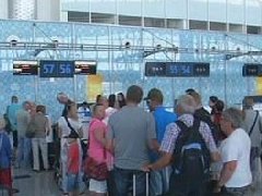泰国旅游局建议加收10美元入境例费