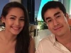泰星Yaya庆23岁生日 Nadech疑摸女方大腿