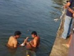男子宋干节街道泼水庆祝与人发生口角遭殴打致死抛尸海中