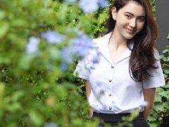 泰星Mai身穿校服化身清纯佳人 工作学业两手抓