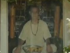 泰国清迈105岁夫妻相爱89年后老伴过世