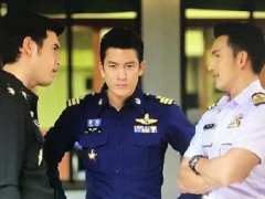 泰国"制服型男"随着《天之骄子三部曲》《太阳的后裔》爆红