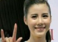 泰星Esther称不介意Kenp从前绯闻多 称当下幸福就好