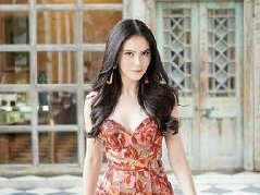 泰国女星Mai从小到大的照片 Mai小时候与现在照片对比