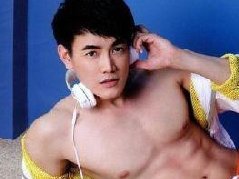 泰剧《呛辣情缘》男主角fluke个人资料简介