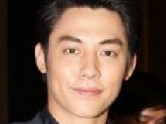 泰星Mark乐于让kim和别人购物 Manow自愿为孝心基金会工作