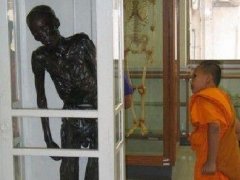 泰国奇闻：连环食童魔 制成干尸供人唾弃60年