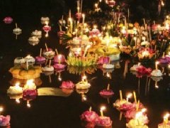 泰国曼谷水灯节活动如期举行 严禁燃放烟花爆竹