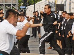 泰国总理巴育倡导"公务员健身"引争议
