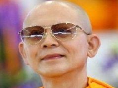 泰国总理巴育喊话法身寺住持:没犯法就出来澄清别躲!