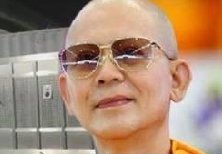 泰国法身寺发言人翁安失言惹官司 召集信徒妄图抵抗警方搜寺