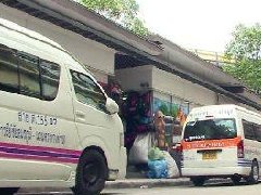 泰国交通部拟2019年取缔所有载客面包车