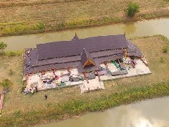 一场热带风暴吹垮了泰国一座寺庙 预计损失超过600万铢