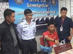 泰国素万那普机场行李员偷乘客财物被抓现行!