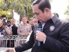 泰国总理巴育只因送了2只小狗惨遭举报
