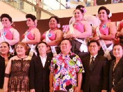泰国呵叻府胖美女选美比赛来袭  谁说女胖子不是潜力股？