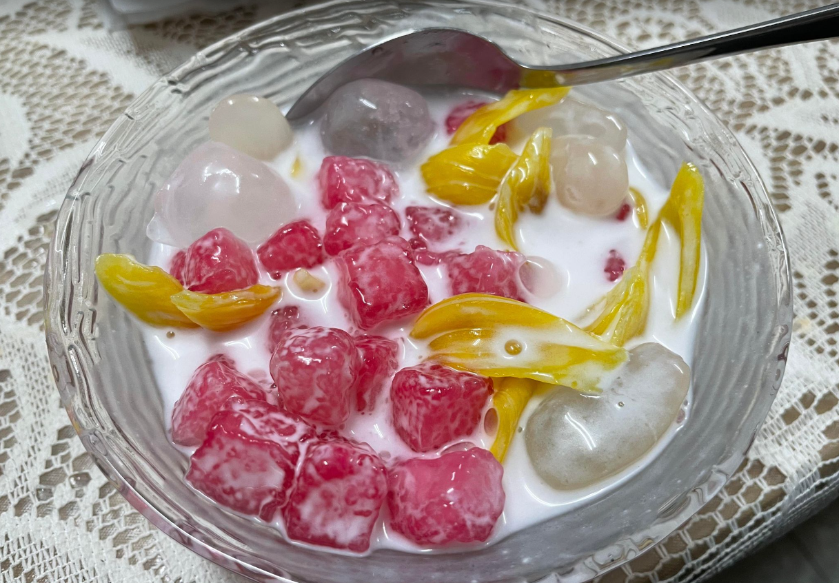泰式甜点轻松做-红宝石椰奶ทั
