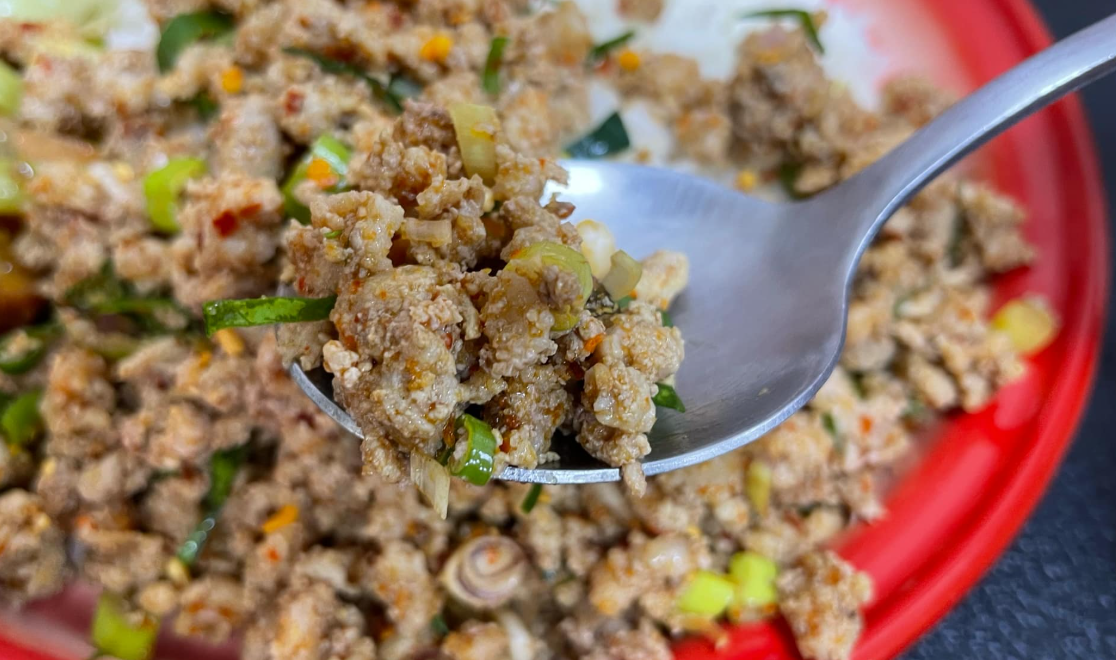 泰式料理轻松做-凉拌猪肉末ลา
